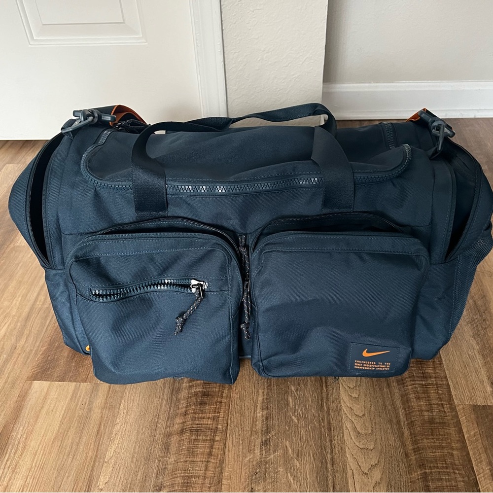 Nike Utility Power Training Duffel Bag